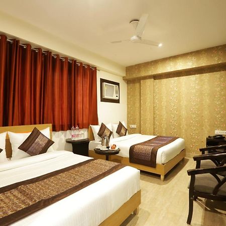 Hotel City Liit Delhi Airport Új-Delhi Kültér fotó
