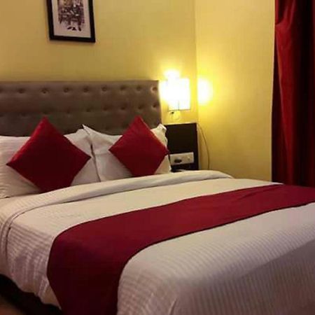 Hotel City Liit Delhi Airport Új-Delhi Kültér fotó