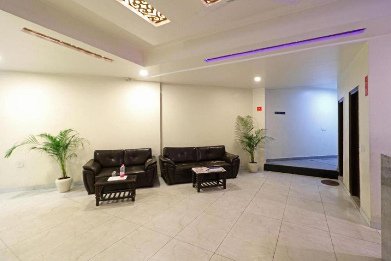 Hotel City Liit Delhi Airport Új-Delhi Kültér fotó