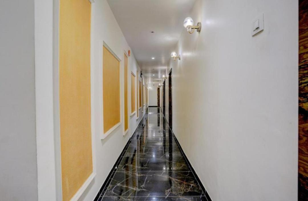 Hotel City Liit Delhi Airport Új-Delhi Kültér fotó