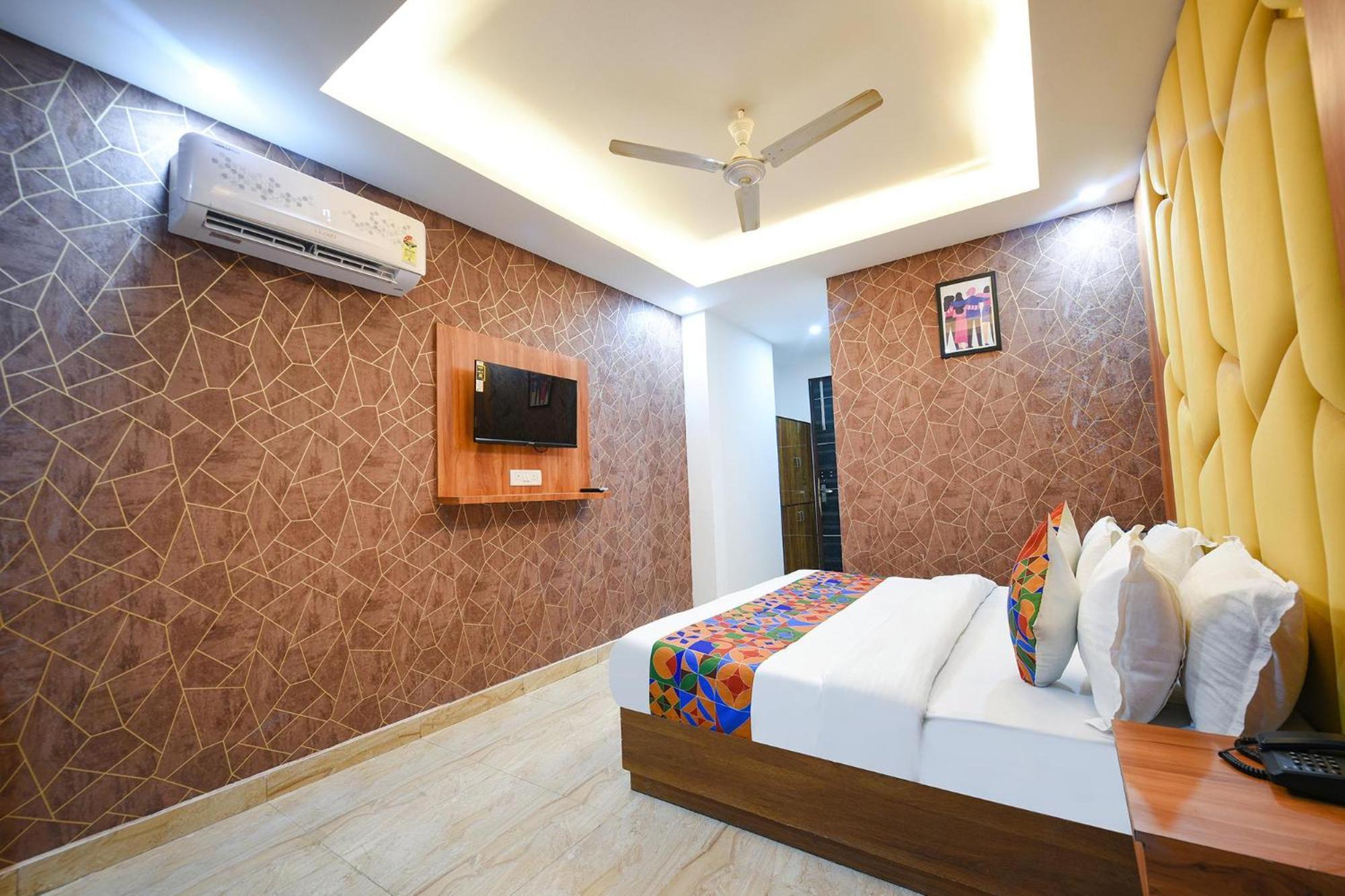 Hotel City Liit Delhi Airport Új-Delhi Kültér fotó