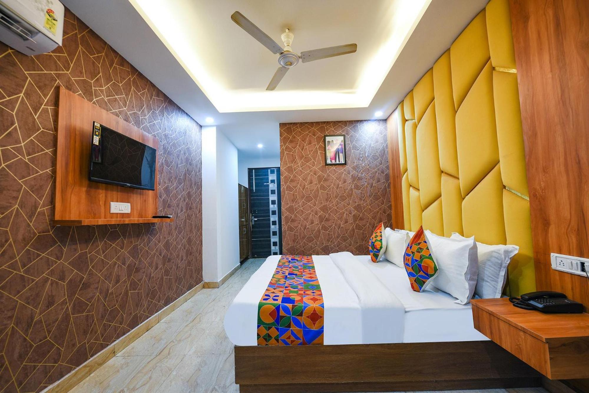 Hotel City Liit Delhi Airport Új-Delhi Kültér fotó