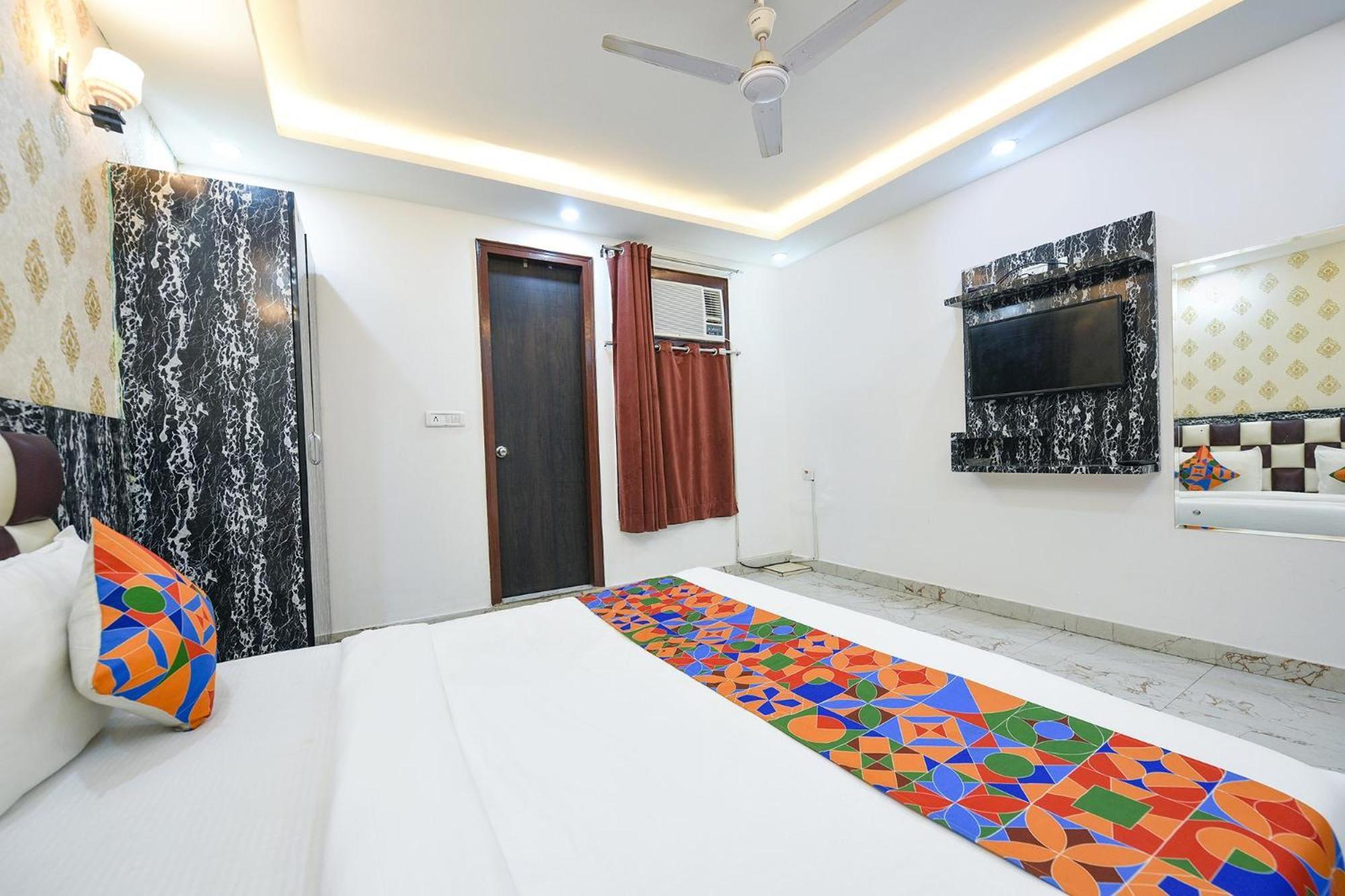 Hotel City Liit Delhi Airport Új-Delhi Kültér fotó
