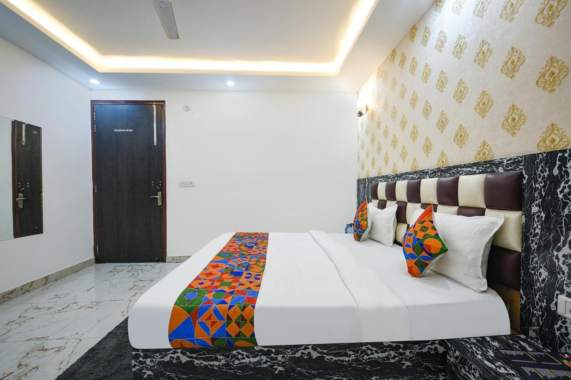 Hotel City Liit Delhi Airport Új-Delhi Kültér fotó