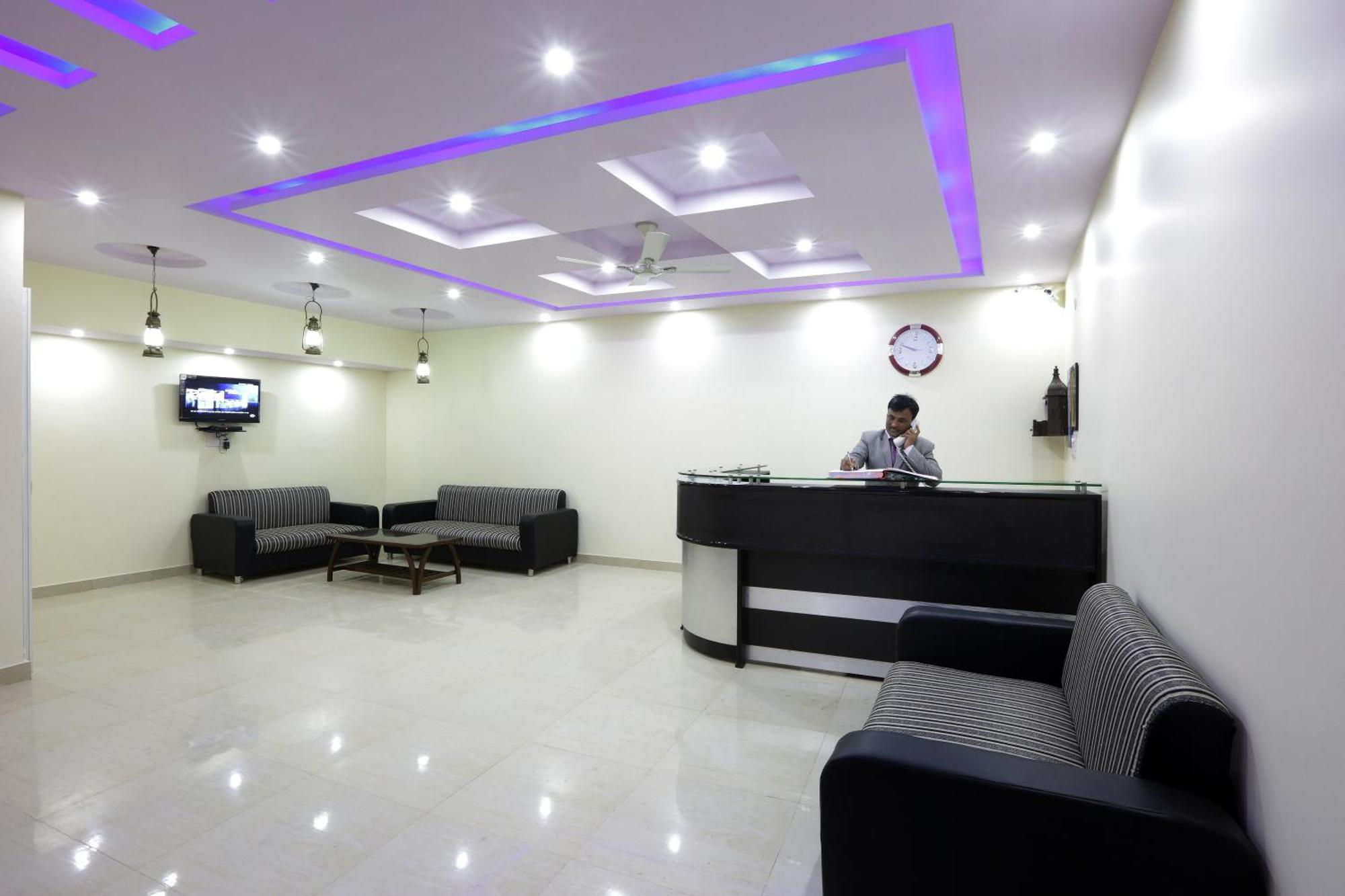 Hotel City Liit Delhi Airport Új-Delhi Kültér fotó