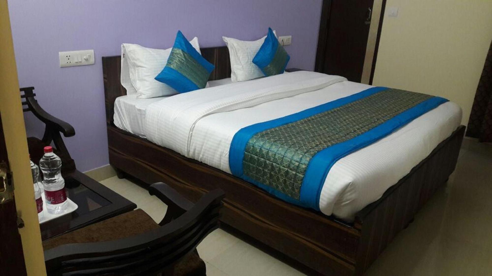 Hotel City Liit Delhi Airport Új-Delhi Kültér fotó